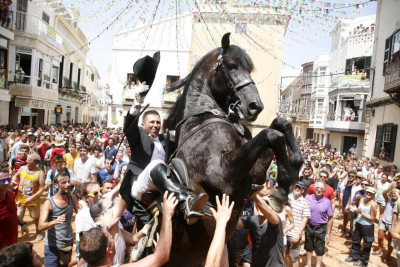 Conseguimos una condena al Ayuntamiento de Alaior por las lesiones sufridas en la fiesta de los caballos